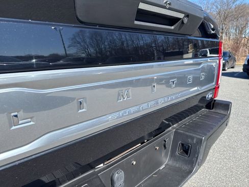 Used 2021 Ford F250 Limited image 9