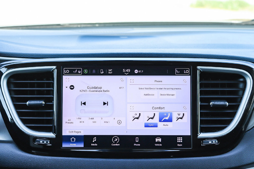 Used 2024 Chrysler Pacifica Touring-L FWD image 16