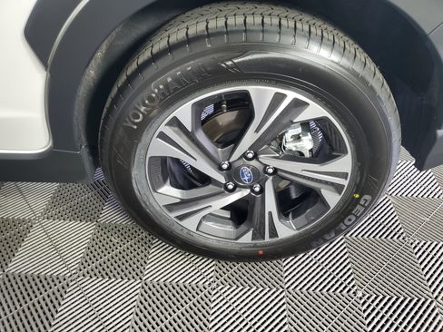 Used 2026 Subaru Crosstrek 2.0i Premium image 32