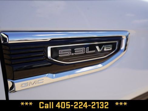 Used 2025 GMC Sierra 1500 SLT RWD image 8
