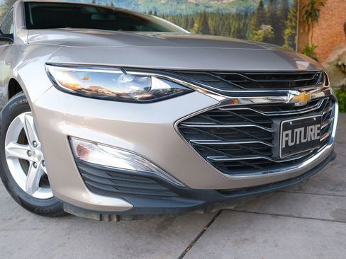 Used 2022 Chevrolet Malibu LS image 7