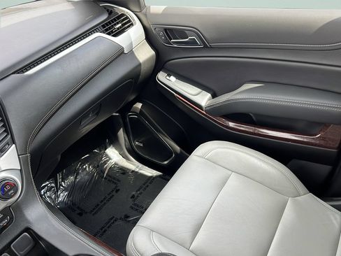 Used 2020 GMC Yukon SLE w/ Convenience Package AWD/4WD image 13