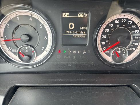 Used 2017 RAM 1500 Classic SLT RWD image 20