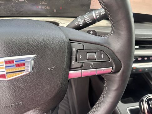 Used 2025 Cadillac XT4 Premium Luxury w/ Technology Package FWD image 24