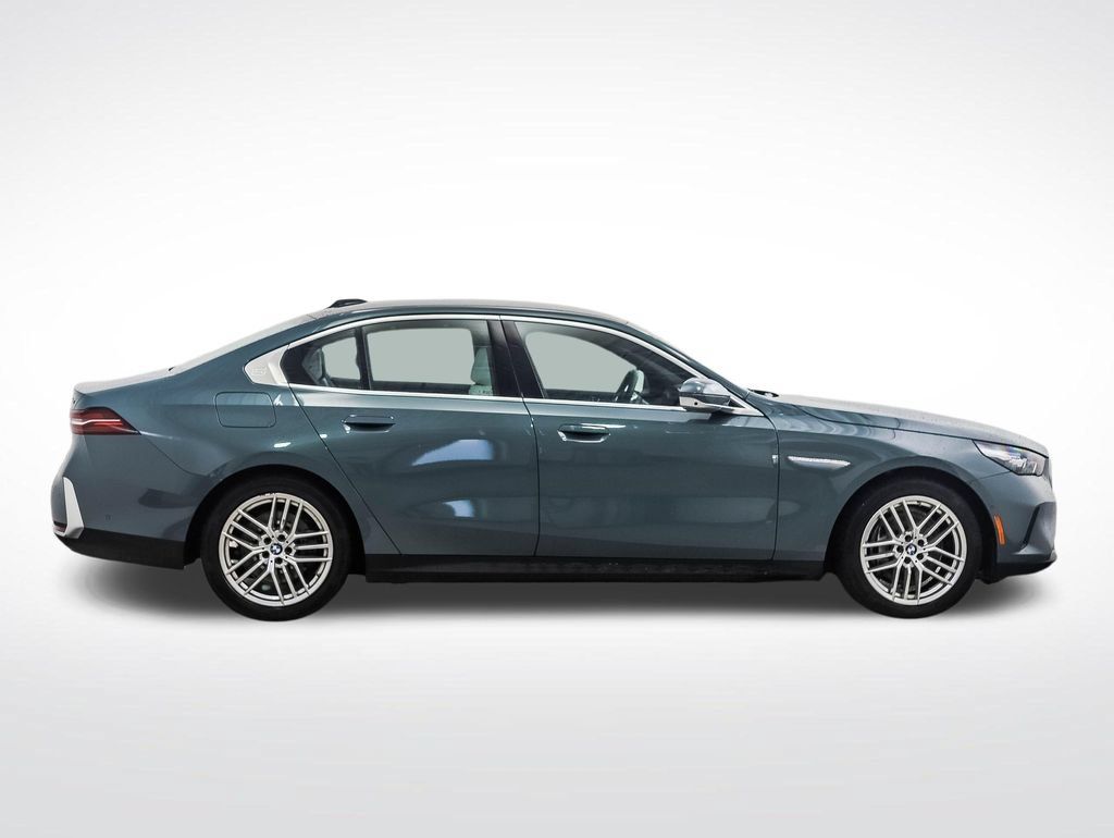 Certified 2024 BMW 540i xDrive w/ Executive Package AWD/4WD image 6