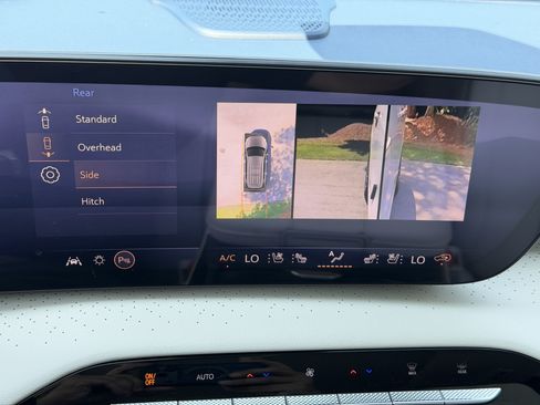 New 2026 Buick Enclave Avenir w/ Super Cruise Package FWD image 34