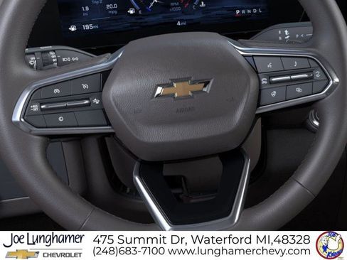 New 2026 Chevrolet Suburban LT image 19