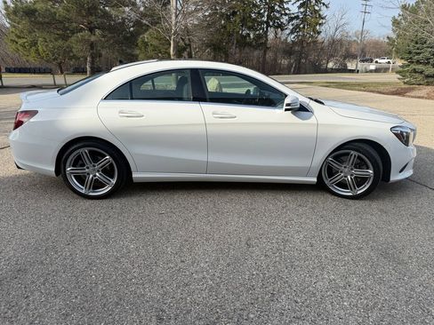 Used 2019 Mercedes-Benz CLA 250 4MATIC image 6