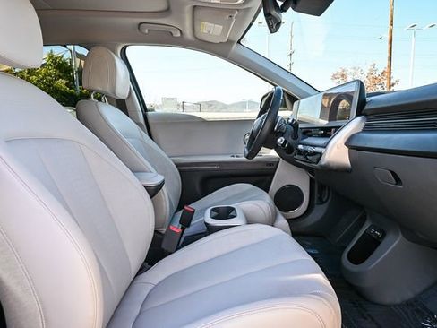 Certified 2024 Hyundai Ioniq 5 Limited image 22