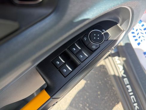 Used 2025 Ford Maverick Tremor AWD/4WD image 11