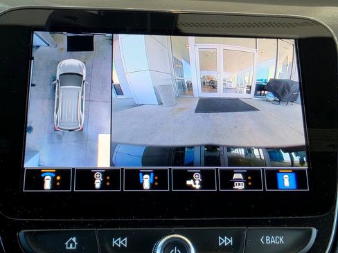 Used 2024 Chevrolet Equinox Premier AWD/4WD image 51