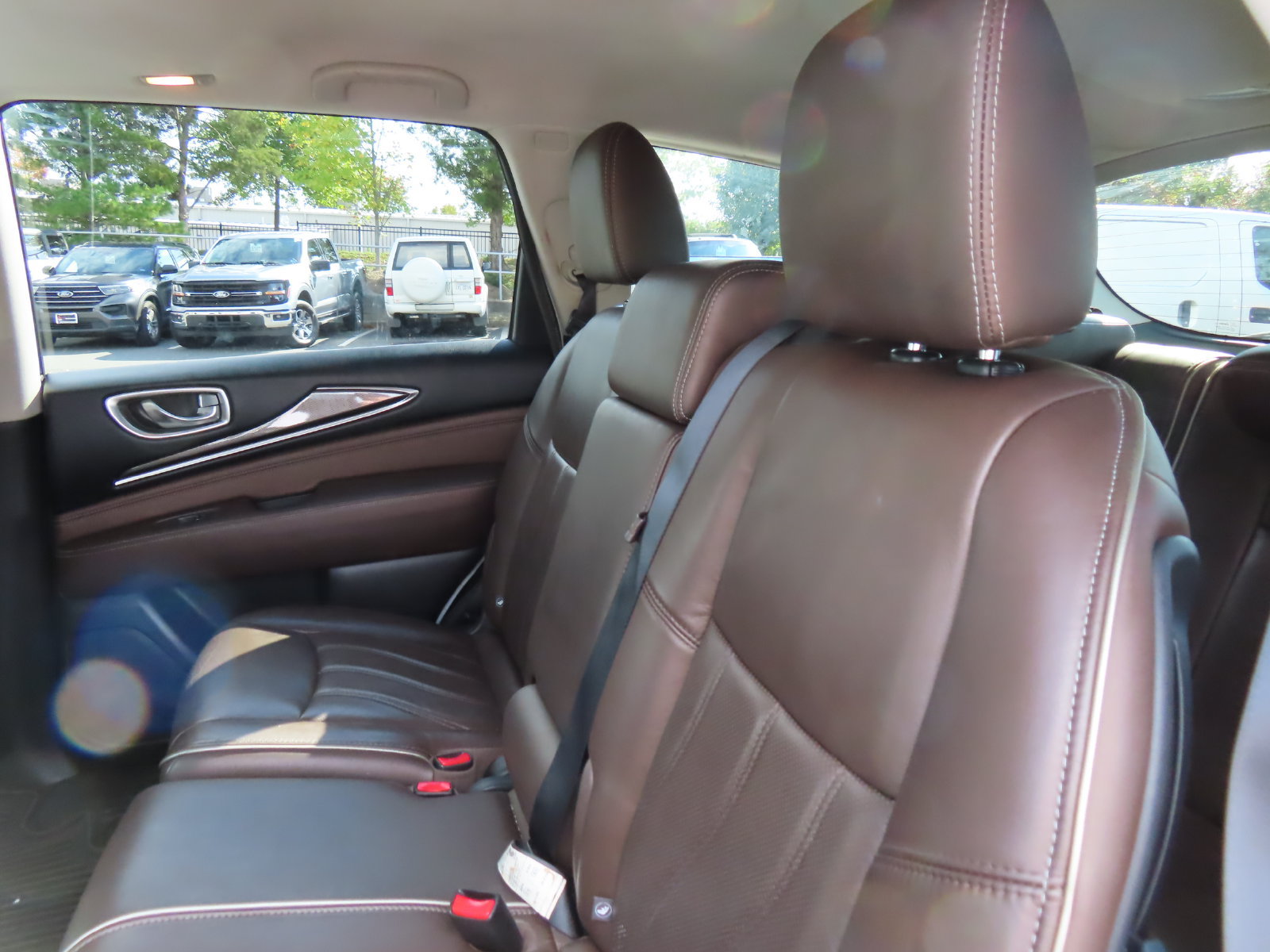 Used 2016 INFINITI QX60 Luxe w/ Premium Package AWD/4WD image 32