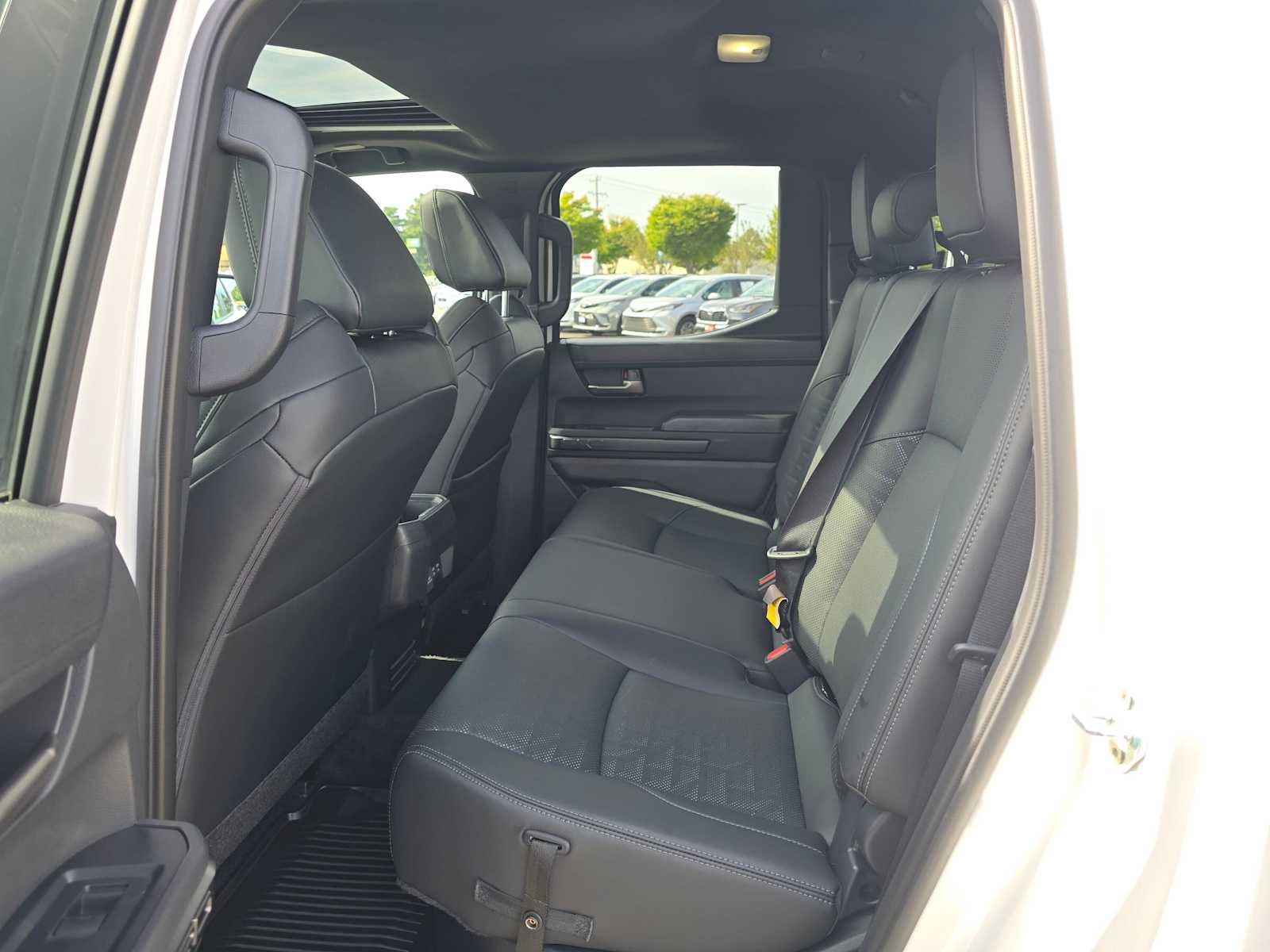 Used 2024 Toyota Tacoma TRD Off-Road w/ TRD Off Road Premium Package AWD/4WD image 17