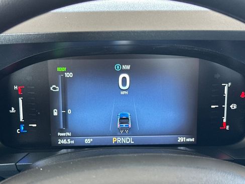 New 2025 Ford Maverick XL image 21