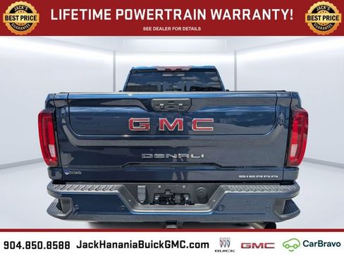 Used 2022 GMC Sierra 3500 Denali w/ Technology Package AWD/4WD image 4