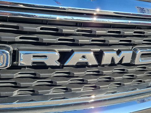 Used 2022 RAM 1500 Big Horn image 13