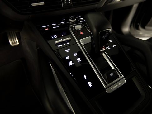 Certified 2023 Porsche Cayenne Turbo image 26