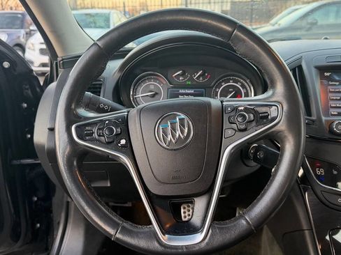 Used 2017 Buick Regal Sport Touring image 22