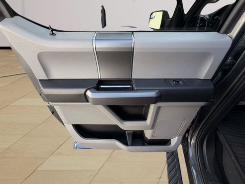 Used 2019 Ford F150 XLT w/ Equipment Group 302A Luxury AWD/4WD image 31