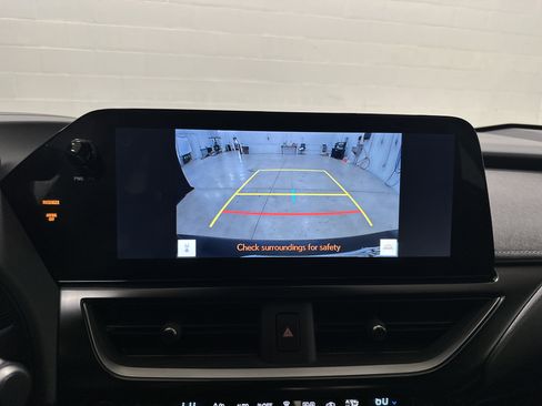 Used 2023 Lexus UX 250h AWD w/ Accessory Package (Z2) image 25