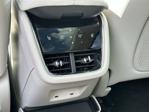 New 2025 Volvo EX90 Ultra image 10