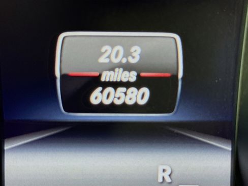 Used 2015 Mercedes-Benz GLA 250 image 16