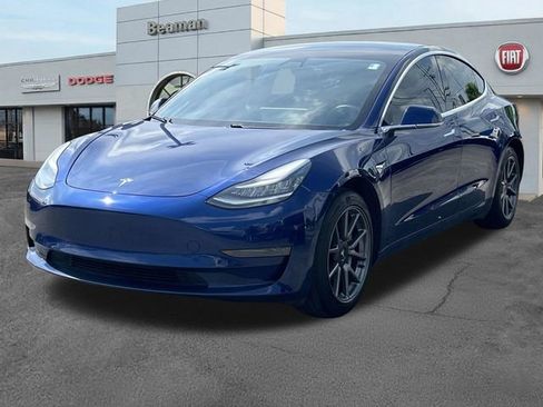Used 2020 Tesla Model 3 Standard Range Plus RWD image 3