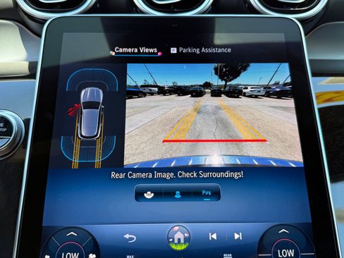 Used 2023 Mercedes-Benz GLC 300 image 36