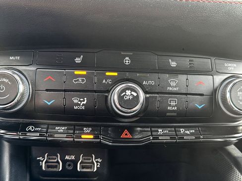Used 2023 Dodge Durango GT AWD/4WD image 16