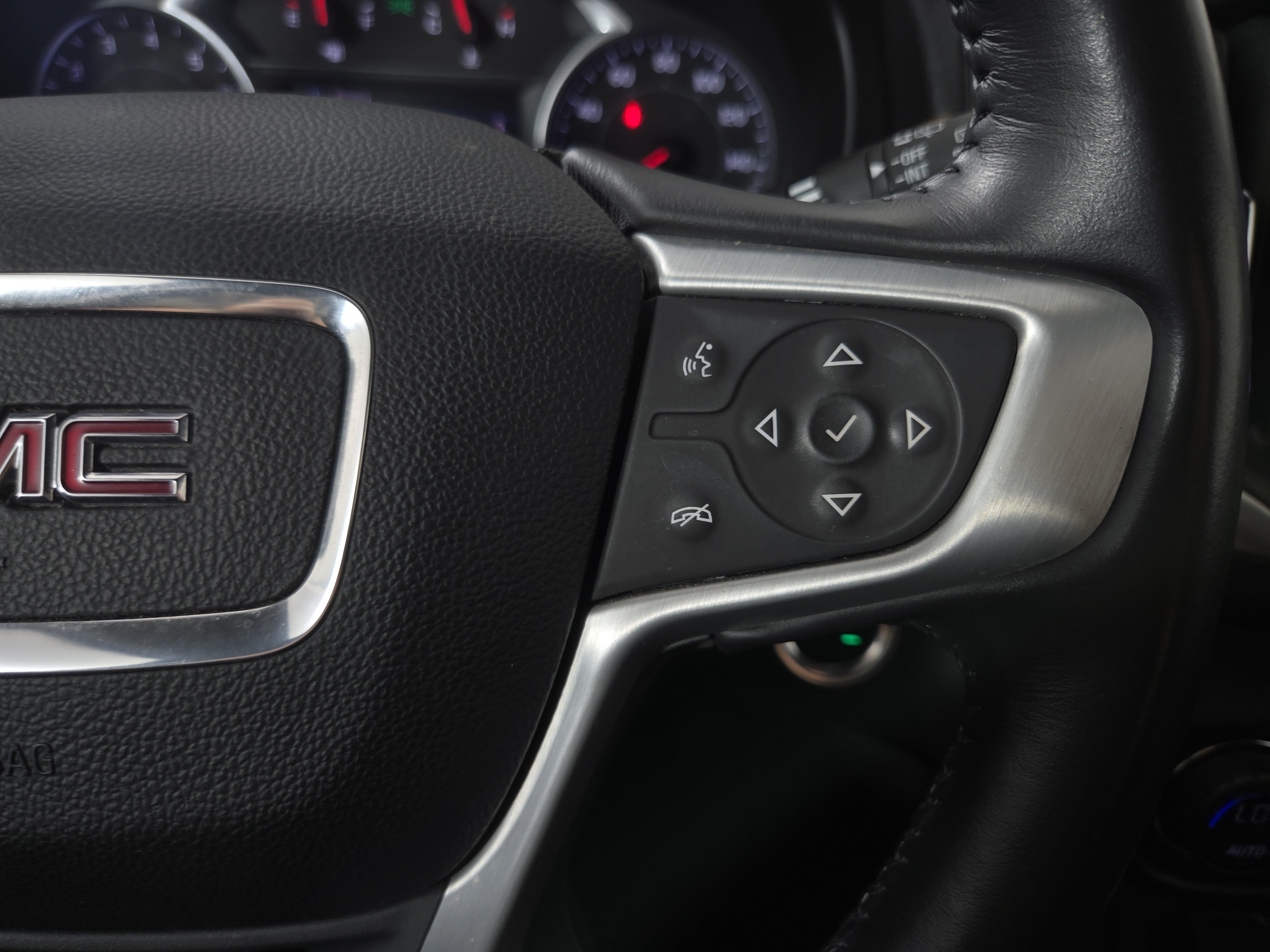 Used 2021 GMC Terrain SLE w/ Driver Convenience Package AWD/4WD image 15