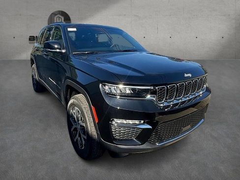 New 2025 Jeep Grand Cherokee Limited image 4