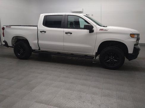 Used 2020 Chevrolet Silverado 1500 Custom Trail Boss w/ Custom Convenience Package AWD/4WD image 11