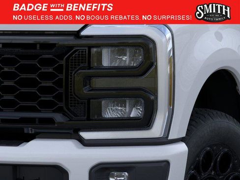 New 2026 Ford F250 Lariat w/ Black Appearance Package AWD/4WD image 19