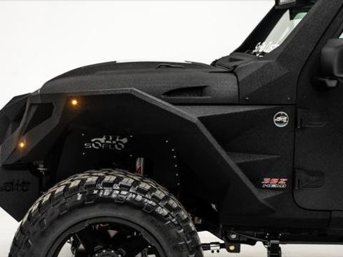 Used 2025 Jeep Gladiator Sport image 19