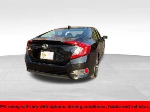 Used 2018 Honda Civic EX-T image 7