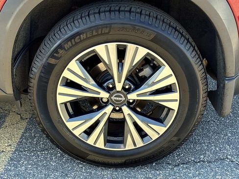 Used 2022 Nissan Rogue SV w/ SV Premium Package AWD/4WD image 20