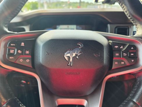 Used 2022 Ford Bronco Outer Banks AWD/4WD image 17