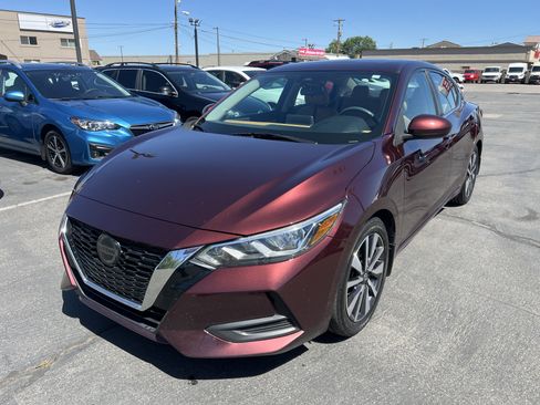 Used 2021 Nissan Sentra SV w/ SV Premium Package FWD image 2