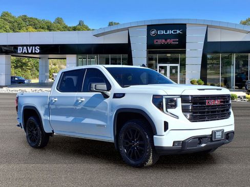 Used 2025 GMC Sierra 1500 Elevation w/ X31 Off-Road Package AWD/4WD image 1