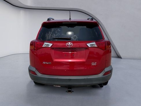 Used 2013 Toyota RAV4 XLE AWD/4WD image 4