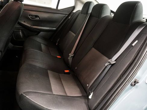 Used 2025 Nissan Sentra SV FWD image 7
