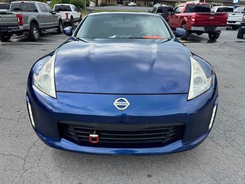Used 2016 Nissan 370Z Coupe RWD image 6