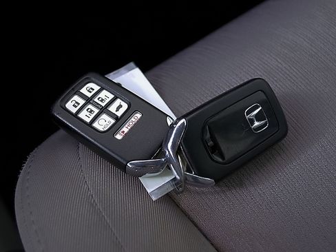 Used 2019 Honda Odyssey EX image 29