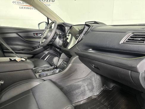 Used 2025 Subaru Ascent Bronze Edition w/ Onyx Package AWD/4WD image 35