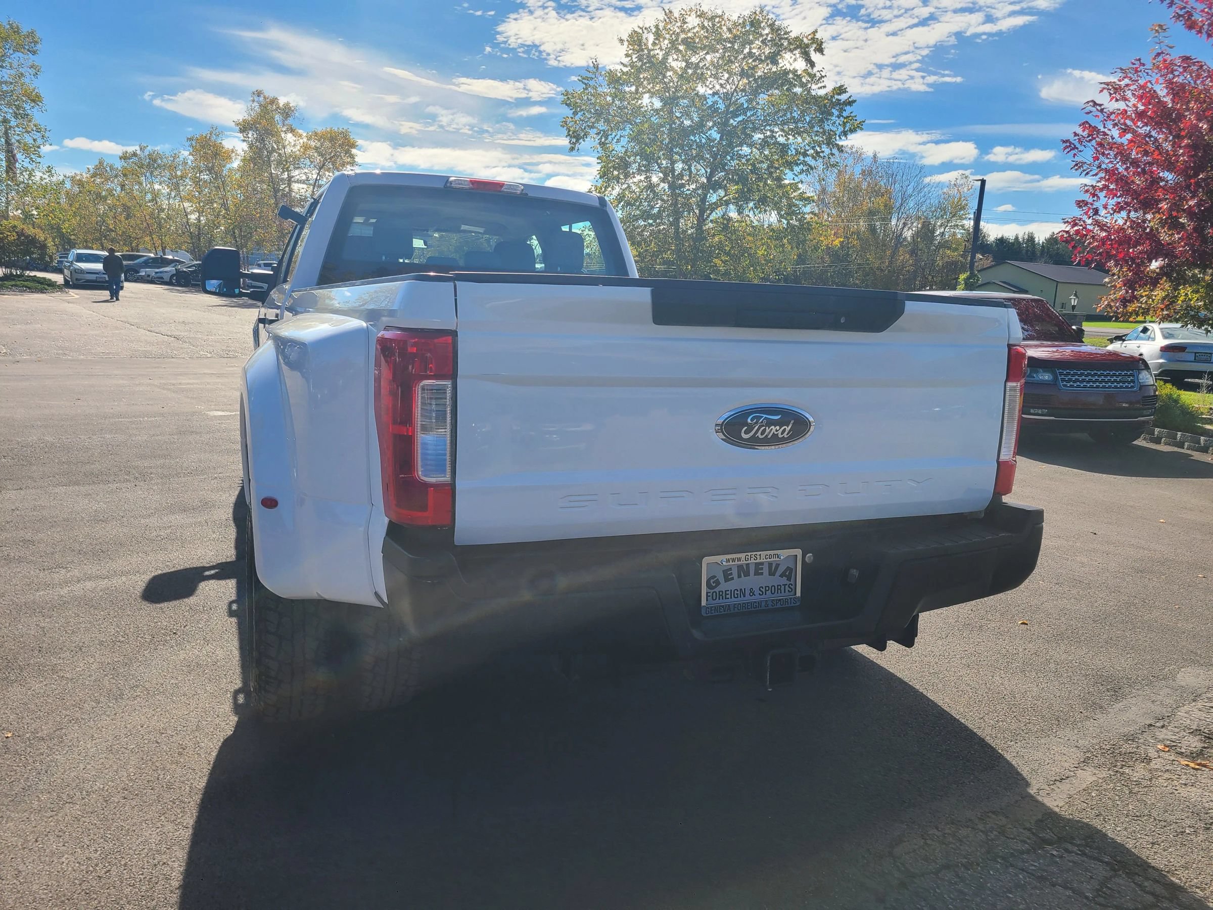Used 2017 Ford F350 XL w/ Snow Plow/Camper Package AWD/4WD image 13