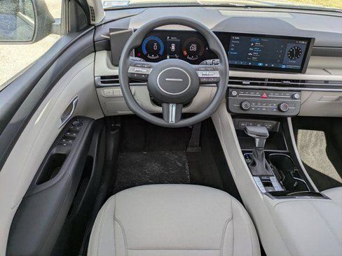 New 2026 Hyundai Tucson SE FWD image 10