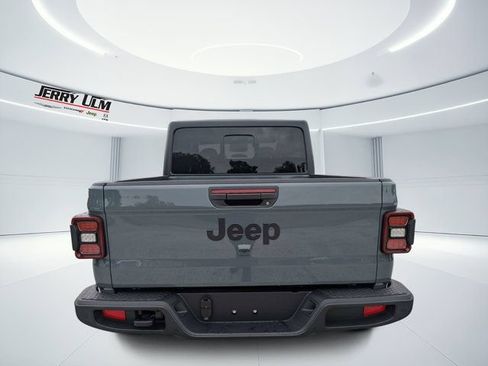 New 2026 Jeep Gladiator Sport AWD/4WD image 4