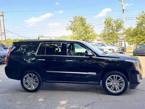 Used 2017 Cadillac Escalade Premium Luxury w/ LPO, Radiant Package AWD/4WD image 7