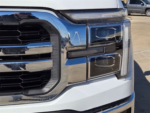 Used 2025 Ford F150 Lariat w/ FX4 Off-Road Package image 24