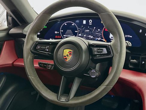 Used 2022 Porsche Taycan 4S image 9